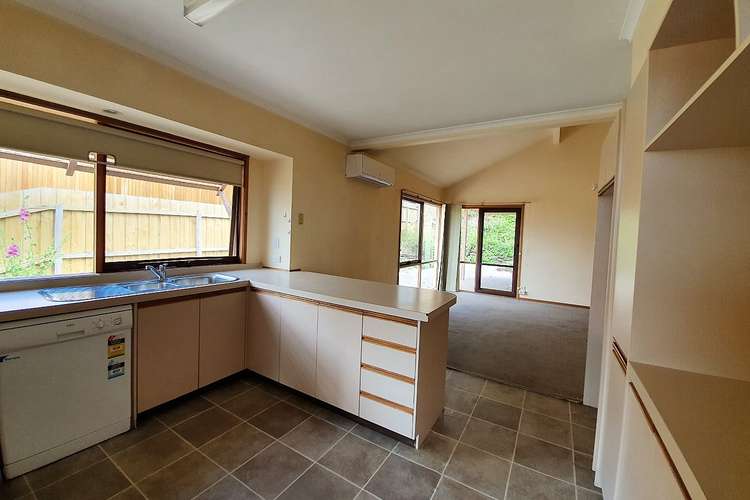 Fifth view of Homely house listing, 3 Lansbury Crescent, Highton VIC 3216