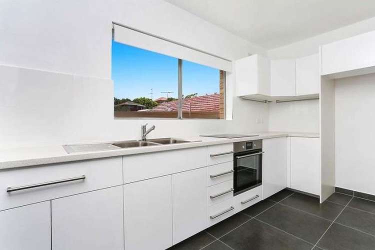 Second view of Homely apartment listing, 2/6 Hill Street, Coogee NSW 2034