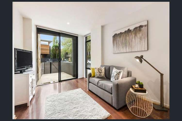 Third view of Homely apartment listing, 1/129 Ormond Esplanade, Elwood VIC 3184