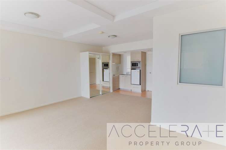 Fourth view of Homely apartment listing, 8/41 Fortescue Street, Spring Hill QLD 4000