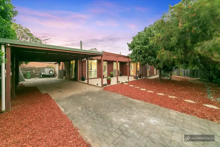 14 Champagne Street