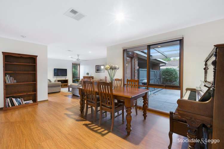 Fifth view of Homely house listing, 2 Clematis Court, Langwarrin VIC 3910