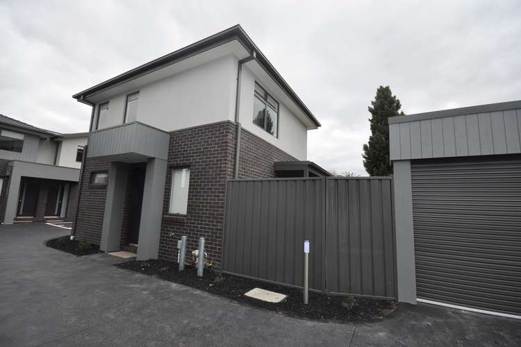 Main view of Homely townhouse listing, 2/55 Warwick Road, Pascoe Vale VIC 3044