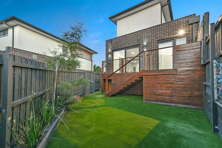 Fifth view of Homely townhouse listing, 1/11 Castlecrag Close, Endeavour Hills VIC 3802