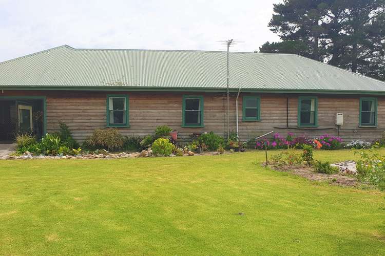 24 Bluff Road, Whitemark TAS 7255