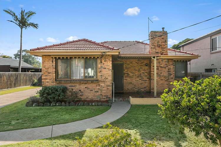 Main view of Homely house listing, 2 Lawborough Avenue, Parkdale VIC 3195