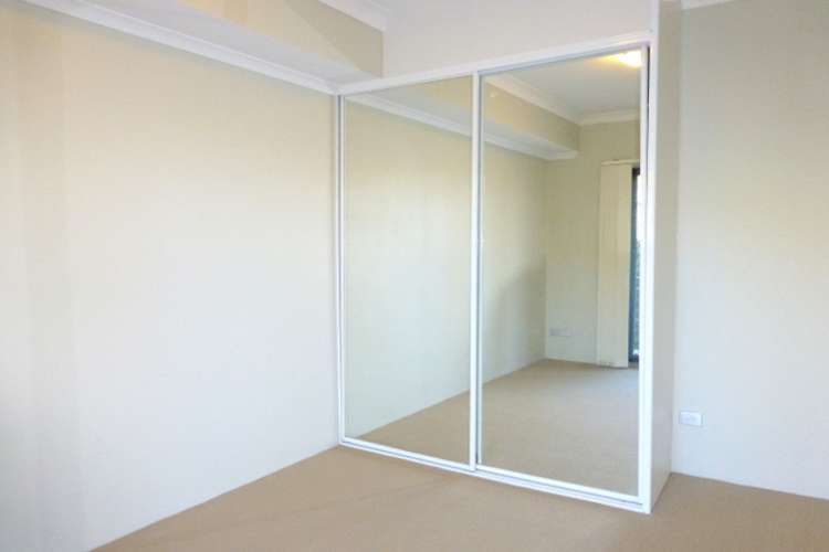 Fifth view of Homely unit listing, 17/16-26 Park Street, Sutherland NSW 2232
