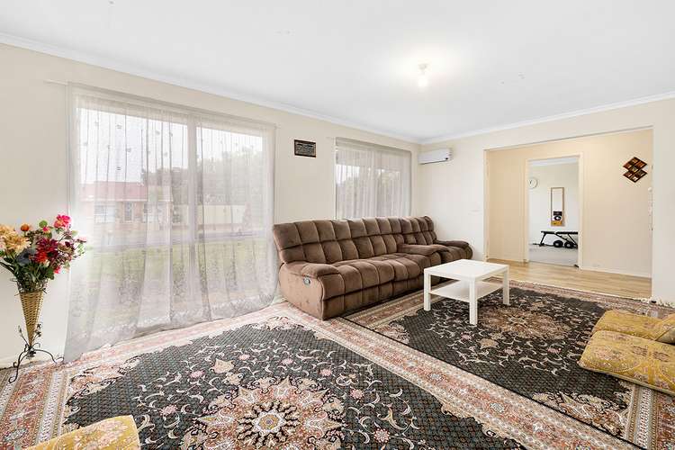 Fifth view of Homely house listing, 12 Hindmarsh Court, Cranbourne North VIC 3977