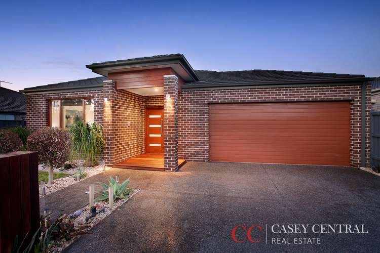 Main view of Homely house listing, 34 Mannavue Boulevard, Cranbourne North VIC 3977