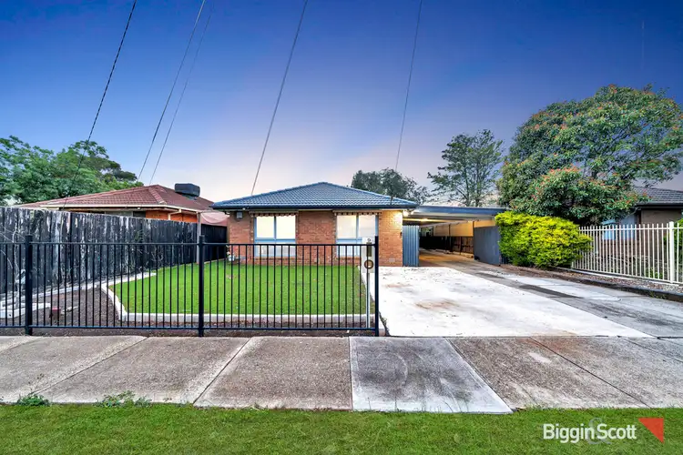 9 Acacia Crescent