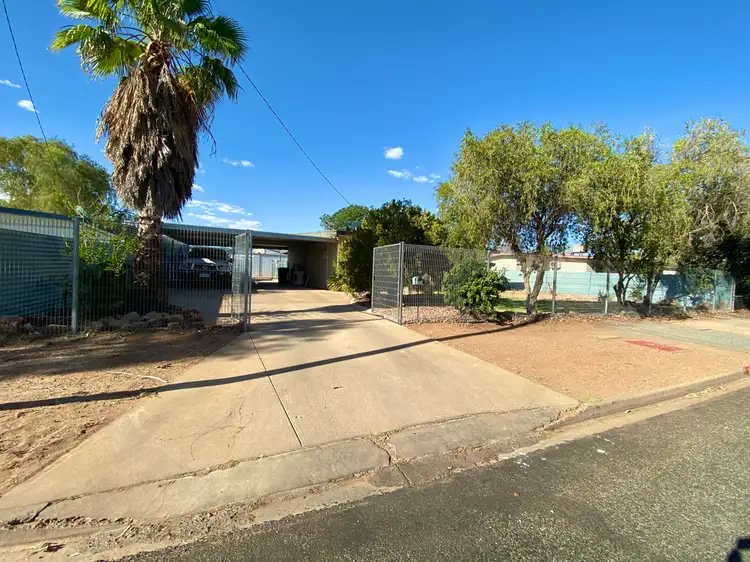 18 Van Senden Avenue, Araluen NT 870