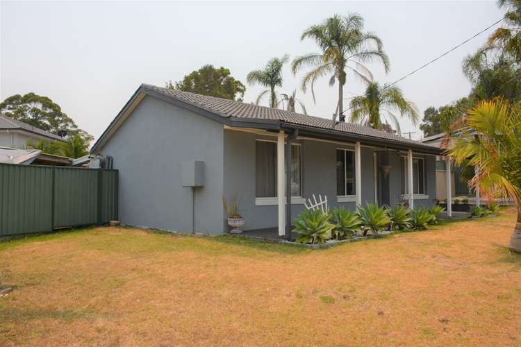 Second view of Homely house listing, 33 Cams Blvd, Summerland Point NSW 2259