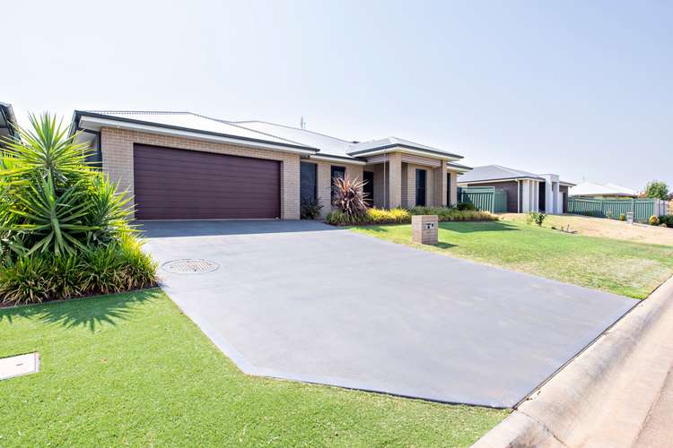 Second view of Homely house listing, 6 Alexandrina Avenue, Dubbo NSW 2830