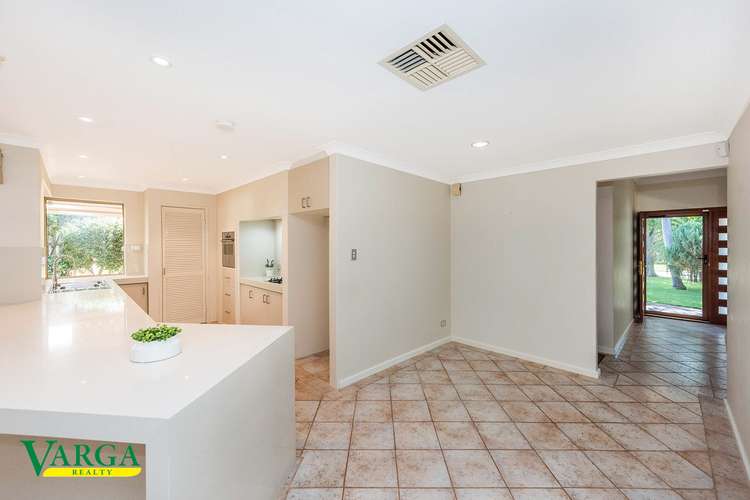 Sixth view of Homely house listing, 4 Pullman Place, Willetton WA 6155