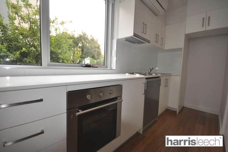 Third view of Homely apartment listing, 2/K5 High Street, Windsor VIC 3181
