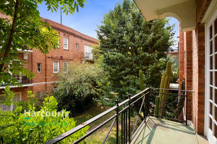 Main view of Homely apartment listing, 10/53 Powlett Street, East Melbourne VIC 3002