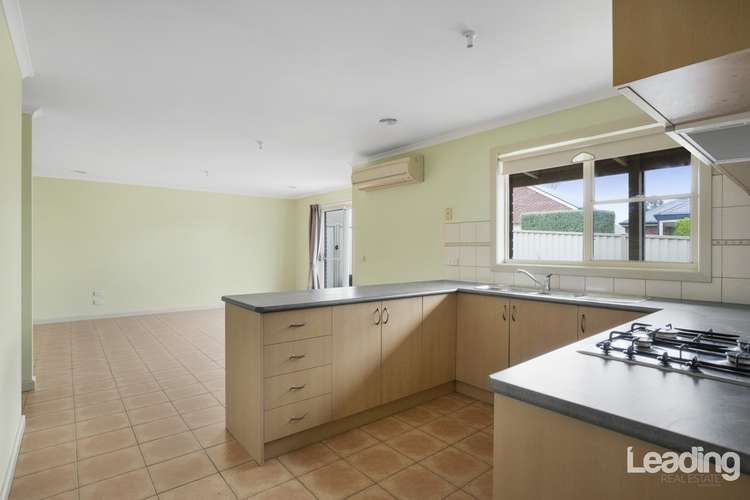 Third view of Homely house listing, 8 Hilltop Court, Sunbury VIC 3429