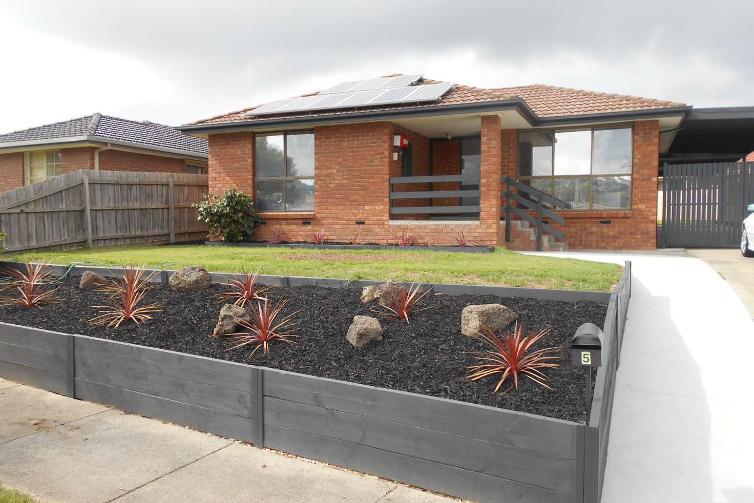 Main view of Homely house listing, 5 STRUAN AVENUE, Endeavour Hills VIC 3802