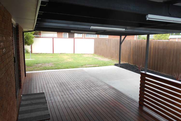 Fifth view of Homely house listing, 5 STRUAN AVENUE, Endeavour Hills VIC 3802