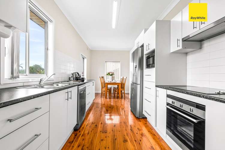 Fourth view of Homely house listing, 81 Piriwal Street, Blacksmiths NSW 2281