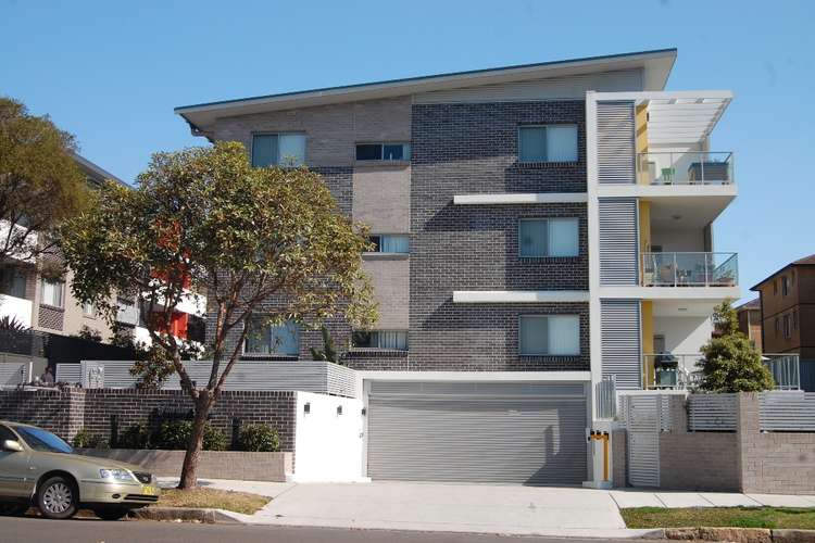 Main view of Homely unit listing, 12/12-16 Terrace, Dulwich Hill NSW 2203