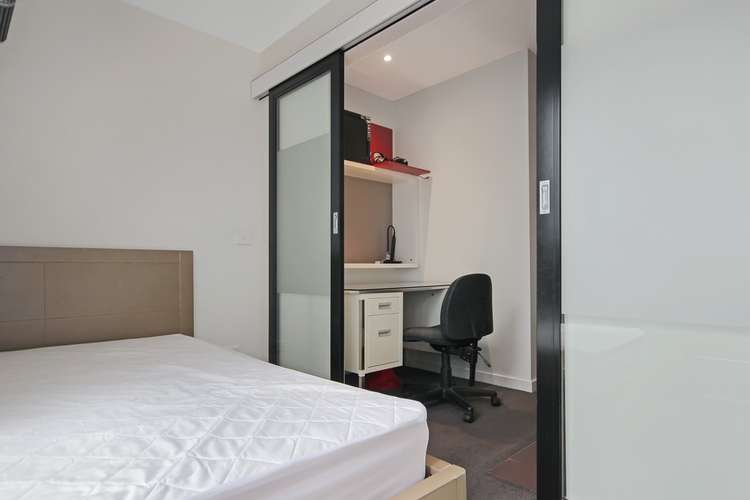 Fourth view of Homely apartment listing, 703/591-593 Elizabeth St, Melbourne VIC 3000