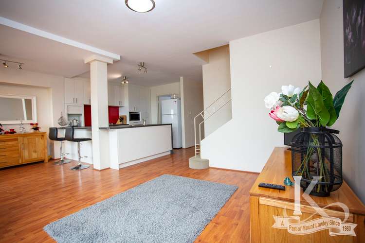 Fifth view of Homely townhouse listing, 4/19 Fogerthorpe Crescent, Maylands WA 6051