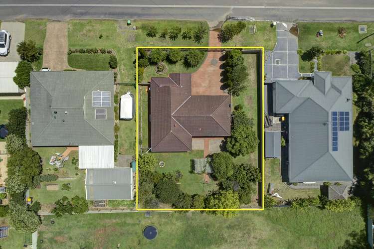 Fifth view of Homely house listing, 3 Charles Avenue, Morisset Park NSW 2264
