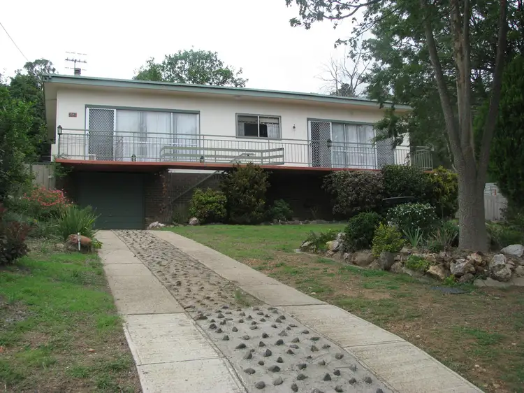 204E Fitzroy Street, Walcha NSW 2354