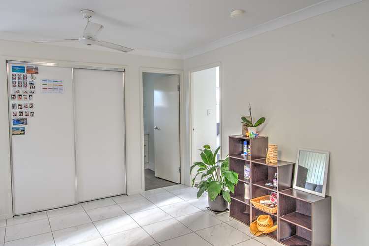 Fourth view of Homely unit listing, 2/33 Ontario Parade, Andergrove QLD 4740