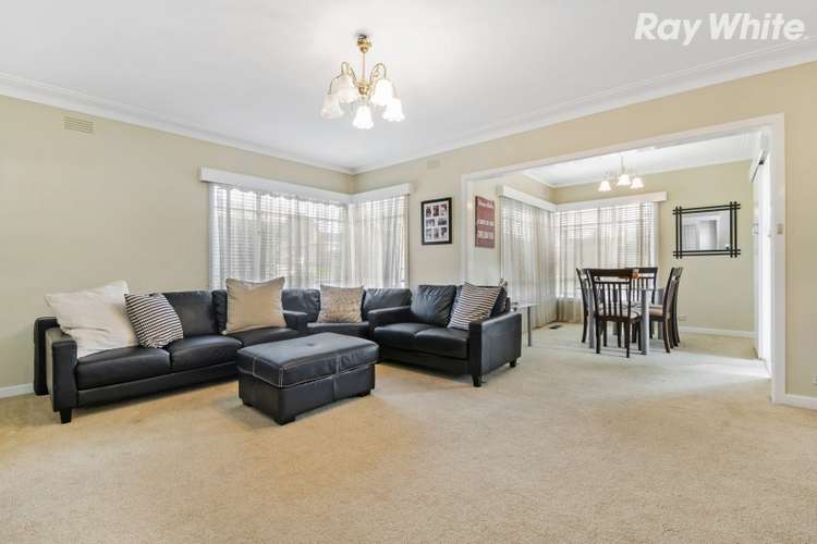 Third view of Homely house listing, 21 Trevor Court, Mount Waverley VIC 3149
