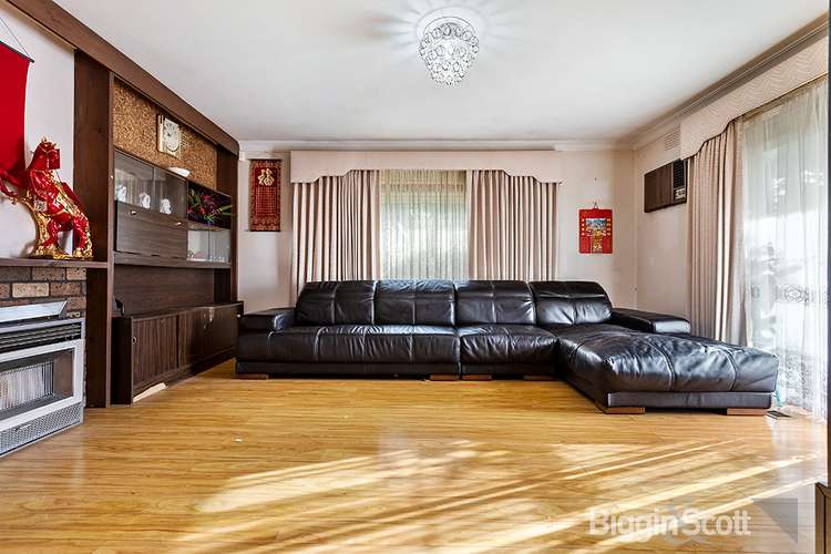 Third view of Homely house listing, 8 Glengariff Drive, Mulgrave VIC 3170