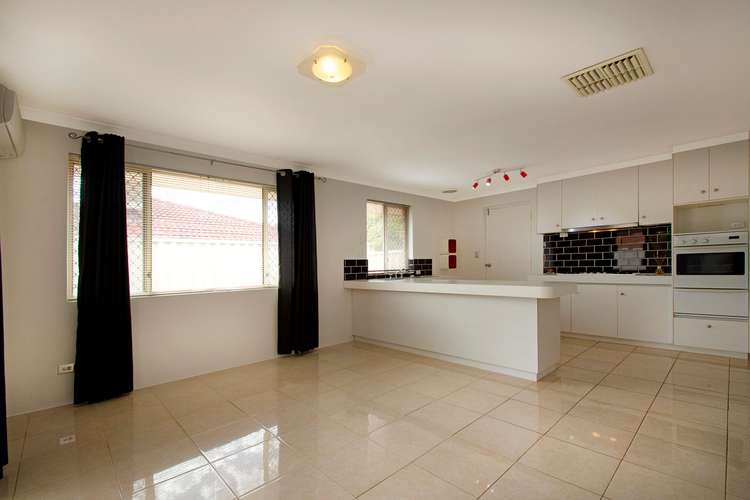 Sixth view of Homely house listing, 9 Borah Court, Caversham WA 6055