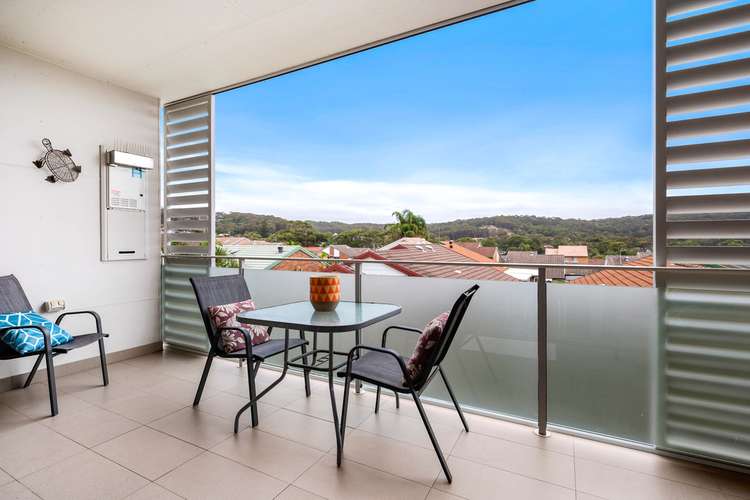 Fifth view of Homely apartment listing, 4/60 Caves Beach Road, Caves Beach NSW 2281