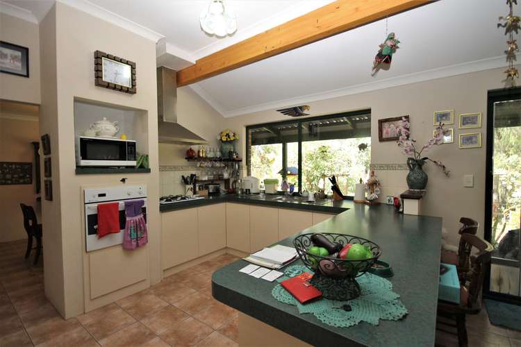 Sixth view of Homely house listing, 25 Leschenault Pde, Leschenault WA 6233