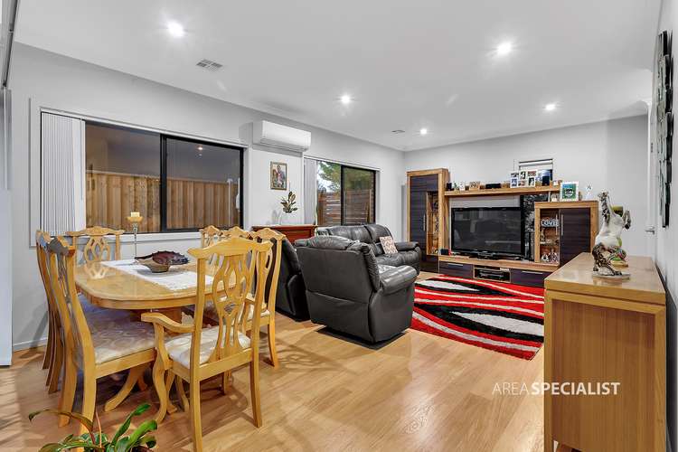 Fifth view of Homely house listing, 5 Lyndhurst Blvd, Lyndhurst VIC 3975