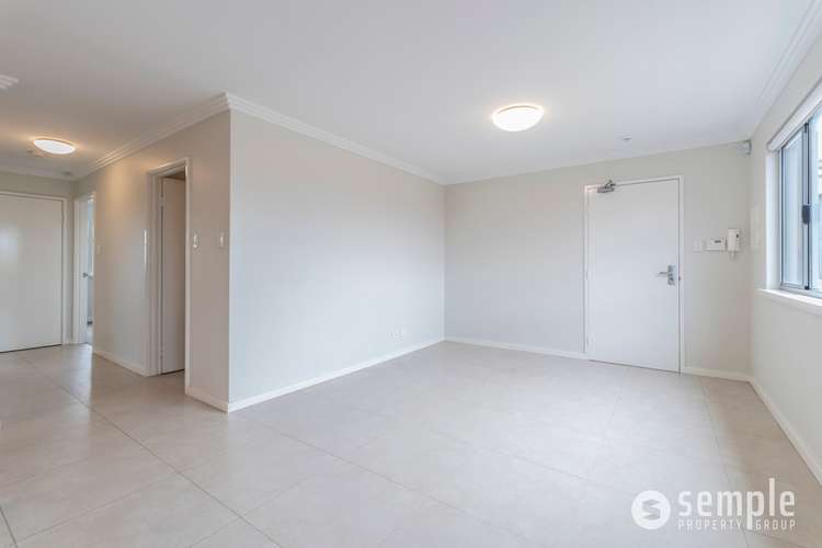 Fourth view of Homely house listing, 4/122 Rockingham Road, Hamilton Hill WA 6163