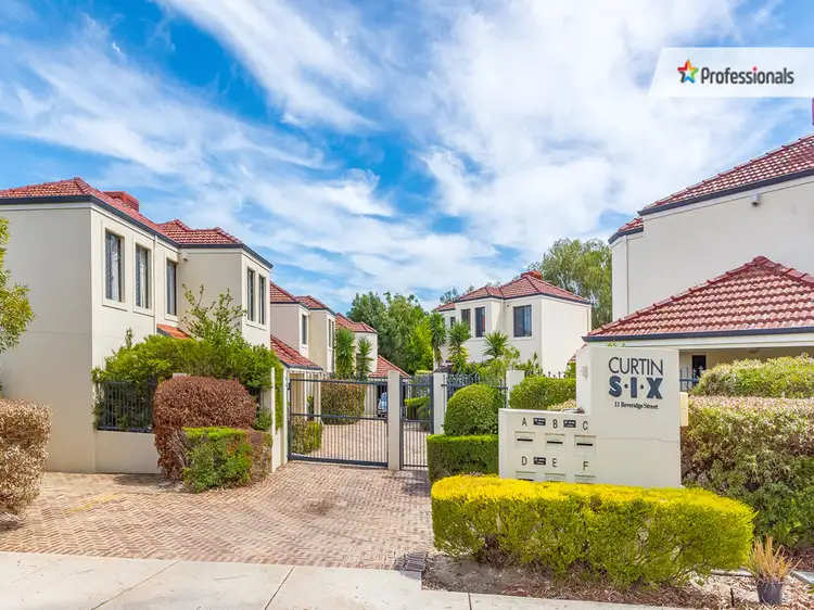 11F Beveridge Street
