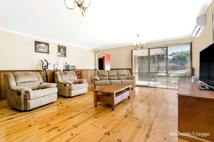 Sixth view of Homely house listing, 2 Hakea Court, Langwarrin VIC 3910