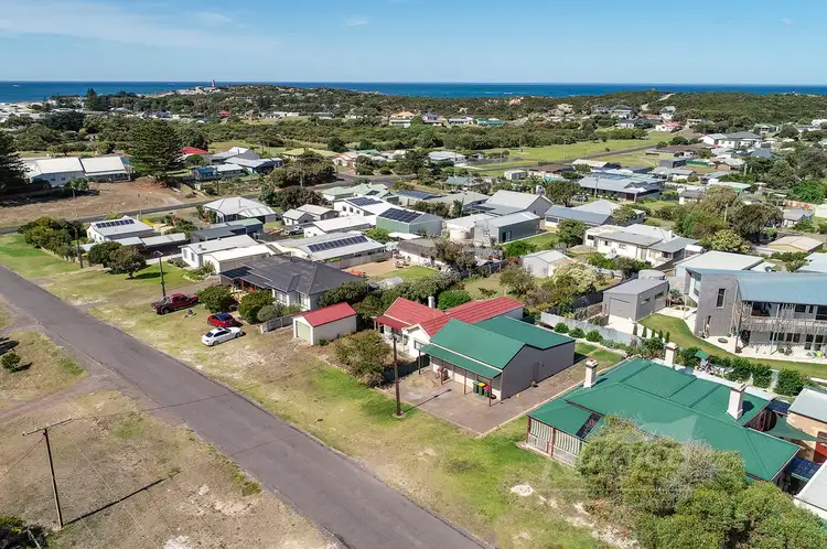 17 Chambers Street, Beachport SA 5280
