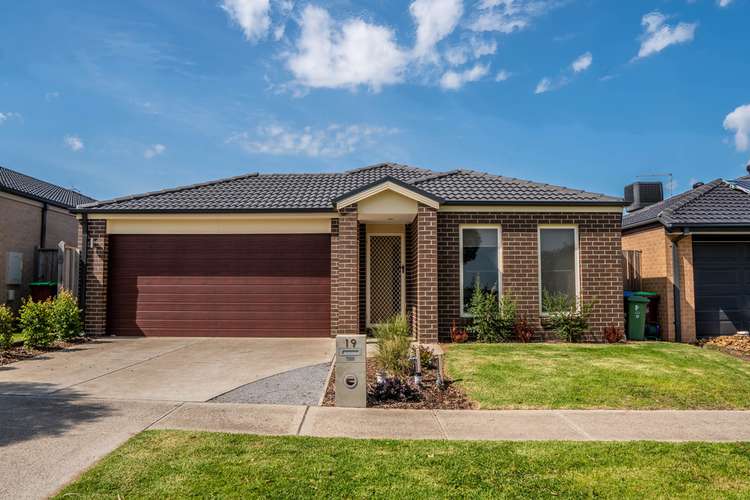 Second view of Homely house listing, 19 Red Poll Road, Cranbourne West VIC 3977