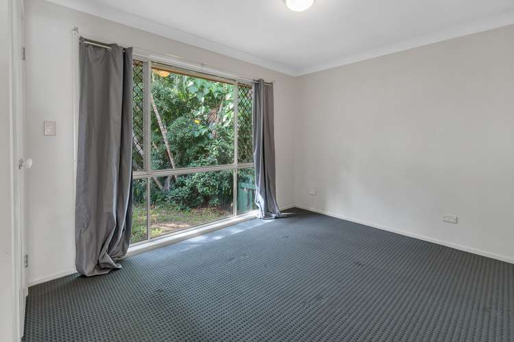 Fourth view of Homely semiDetached listing, 2/22 Cabot Court, Merrimac QLD 4226