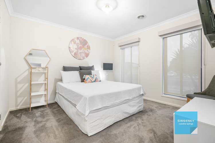 Seventh view of Homely house listing, 33 Wylie Circuit, Burnside Heights VIC 3023