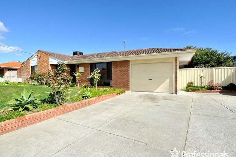 Main view of Homely house listing, 4 Auld Court, Waikiki WA 6169