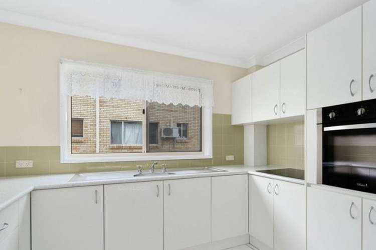 Fifth view of Homely unit listing, 6-266 Marine Parade, Labrador QLD 4215