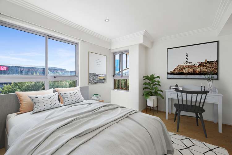 Third view of Homely apartment listing, 916/28 Harbour Street, Sydney NSW 2000