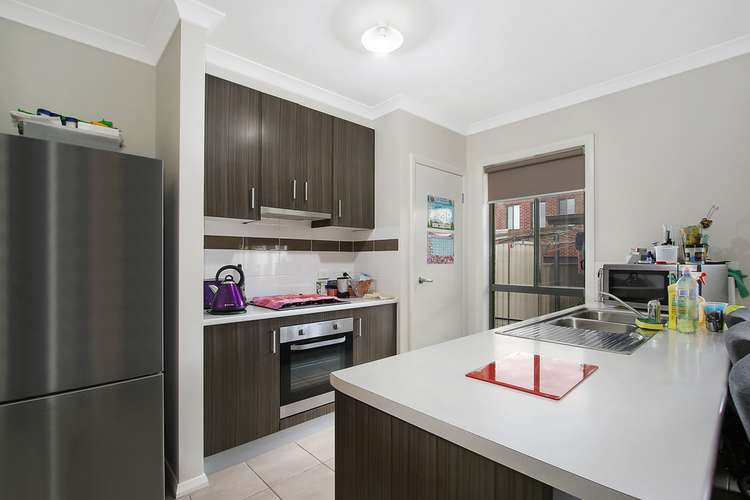 Second view of Homely house listing, 5 Macquarie Road, Wodonga VIC 3690