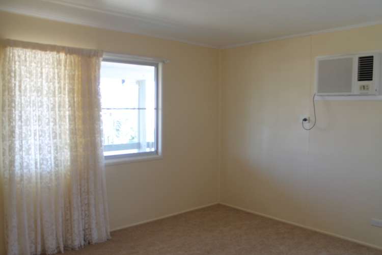 Sixth view of Homely house listing, 4 Adams Crescent, Blackwater QLD 4717