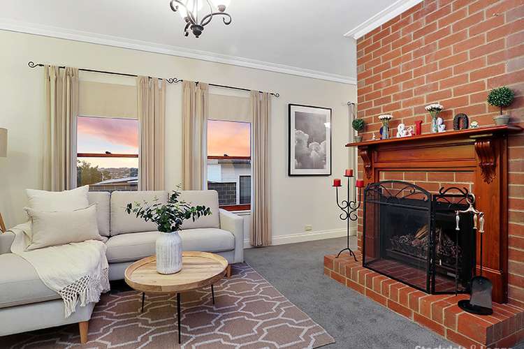 Third view of Homely house listing, 3 Mawarra Court, Highton VIC 3216