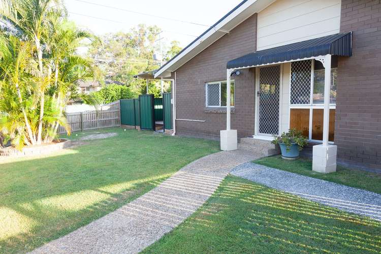 Second view of Homely house listing, 2 Sauterne Street, Thornlands QLD 4164
